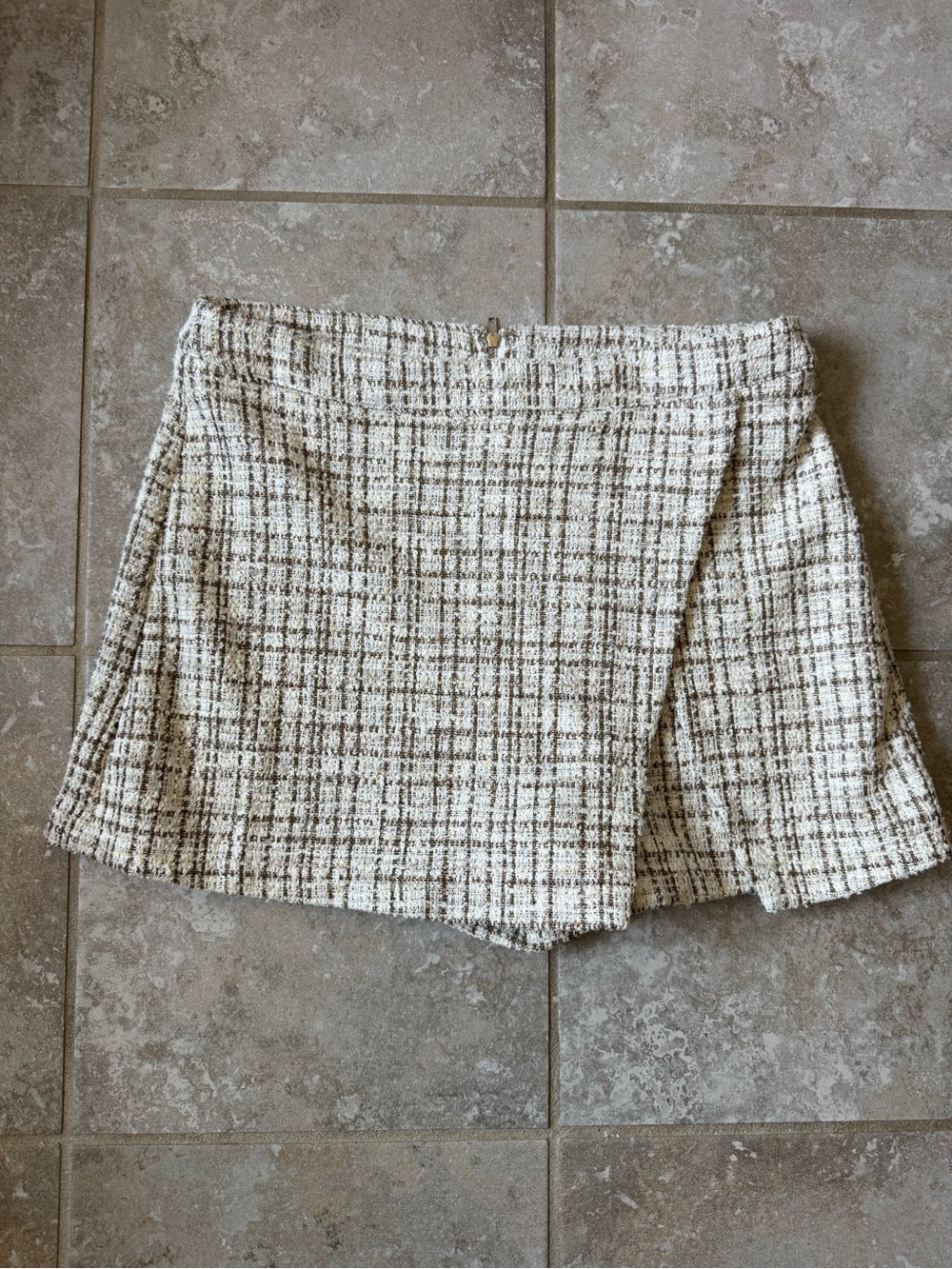 Flying Tomato Cream and Brown Tweed Texture Skort